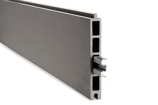 Renfort acier pour lame composite/aluminium