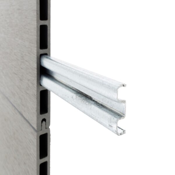 Renfort acier pour lame composite/aluminium